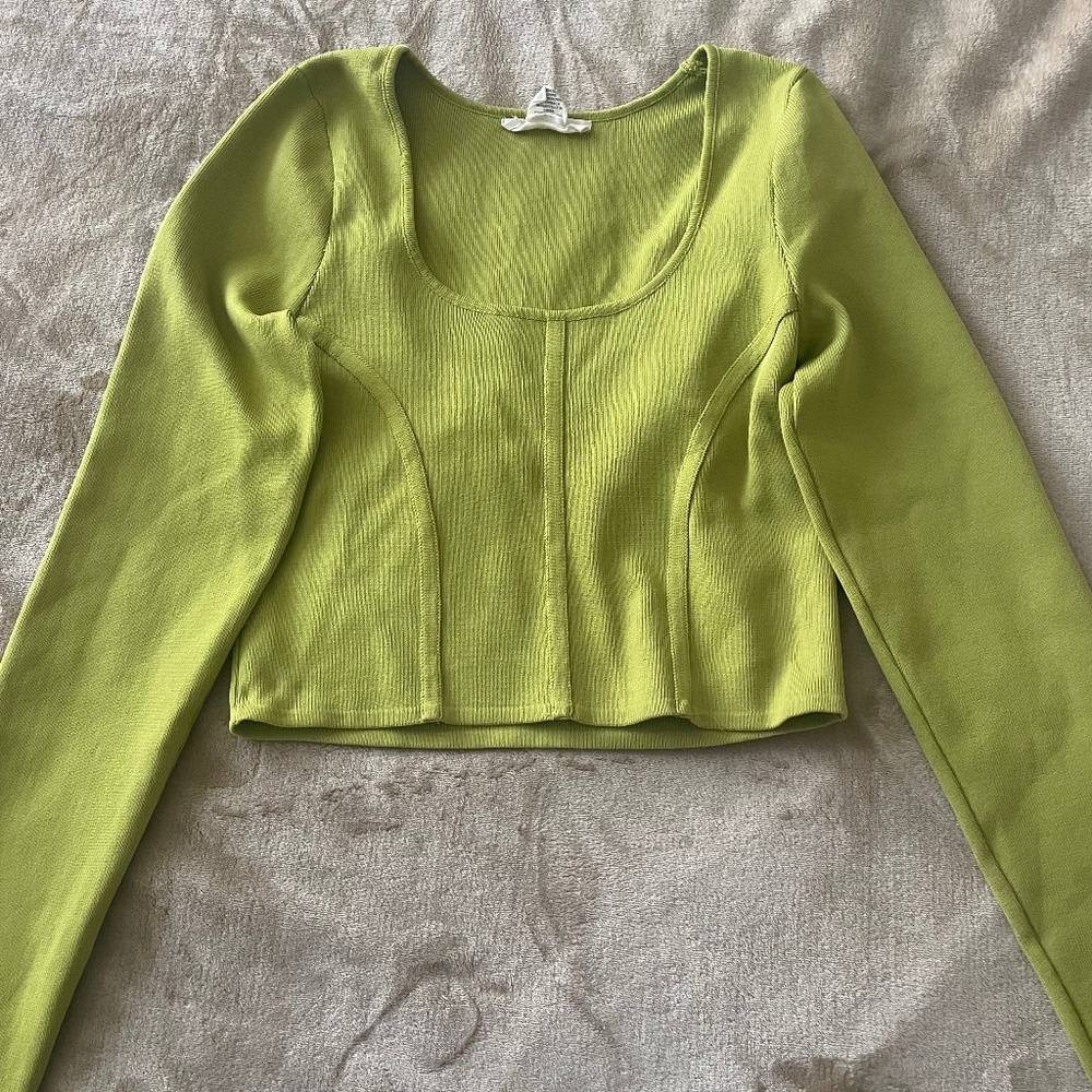 Green Long Sleeve Crop Top